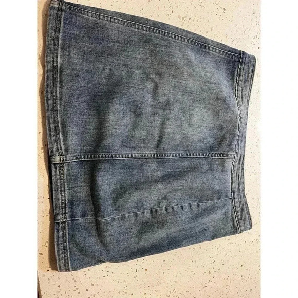 Wish list, denim skirt size medium button front detail - Picture 5 of 5